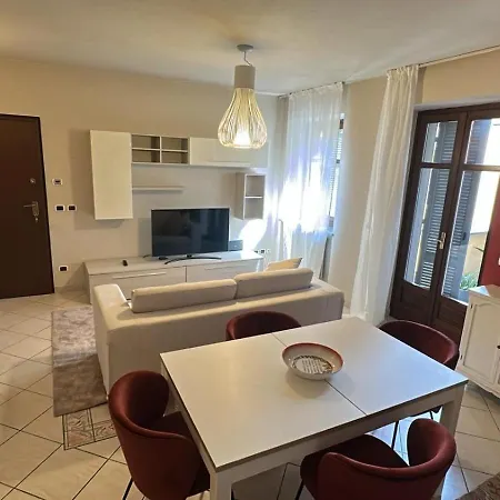 Casa Via Acqui 아파트 *